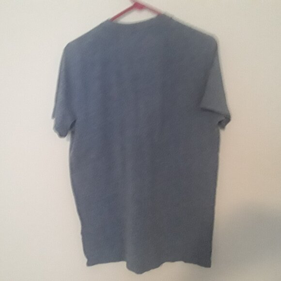 Mens Hollister Must Have Collection. Light and Dark Blue Mixed with White - Picture 3 of 4